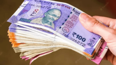 Top banks cut savings account rates after RBI rate cut decision; SBI drops to 2.5%, HDFC and ICICI now at 2.75% Top banks cut savings account rates after RBI rate cut decision; SBI drops to 2.5%, HDFC and ICICI now at 2.75%