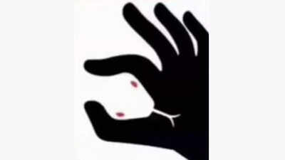 Optical illusion personality test: Snake or hand? What you see first reveals if you are kind-hearted or seek revenge Optical illusion personality test: Snake or hand? What you see first reveals if you are kind-hearted or seek revenge