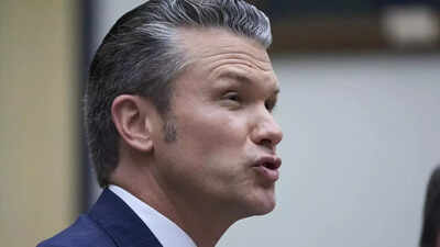 ‘Our boys in those bombers…’: Pete Hegseth slammed for ‘sexism’ during Pentagon briefing on Iran strike ‘Our boys in those bombers…’: Pete Hegseth slammed for ‘sexism’ during Pentagon briefing on Iran strike