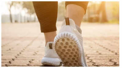 Pyramid Walking: How it is can help reduce belly fat and improve circulation Pyramid Walking: How it is can help reduce belly fat and improve circulation