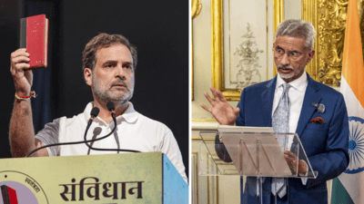 Jaishankar’s veiled dig at Rahul: Slams ‘Constitution in hand’ politics; blames Gandhi family for Emergency | India News Jaishankar’s veiled dig at Rahul: Slams ‘Constitution in hand’ politics; blames Gandhi family for Emergency | India News