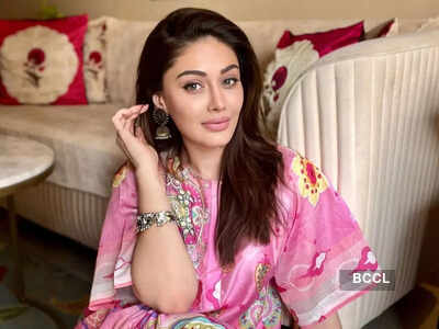 Shefali Jariwala death: Taking medication on an empty stomach can be fatal? Why experts advise against it Shefali Jariwala death: Taking medication on an empty stomach can be fatal? Why experts advise against it