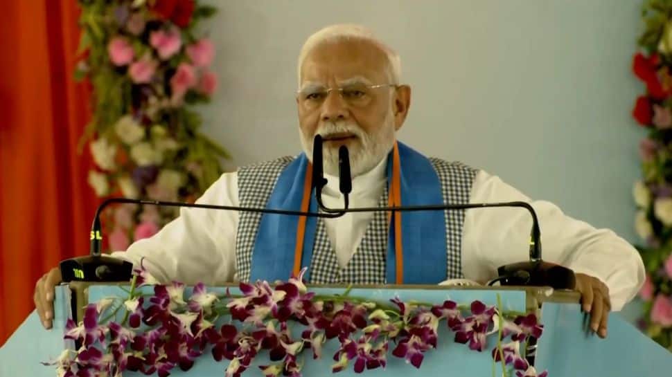 ‘Nurturers Of Mafia Raj, Gunda Raj, And Corruption’: PM Modi Slams RJD, Congress | India News ‘Nurturers Of Mafia Raj, Gunda Raj, And Corruption’: PM Modi Slams RJD, Congress | India News