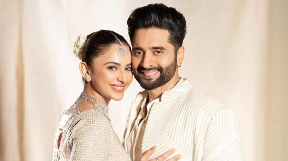 What’s ‘WhatsApp Cooking’? Rakul Preet Singh Shares How She Curates Meals For Hubby Jackky Bhagnani | People News What’s ‘WhatsApp Cooking’? Rakul Preet Singh Shares How She Curates Meals For Hubby Jackky Bhagnani | People News