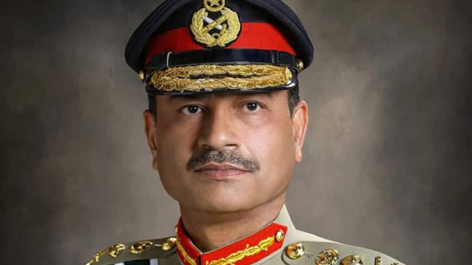‘Embarrassing…’: Indian Defence Secy On Asim Munir’s Meeting With Trump While Pak PM ‘Nowhere To Be Seen’ | World News ‘Embarrassing…’: Indian Defence Secy On Asim Munir’s Meeting With Trump While Pak PM ‘Nowhere To Be Seen’ | World News