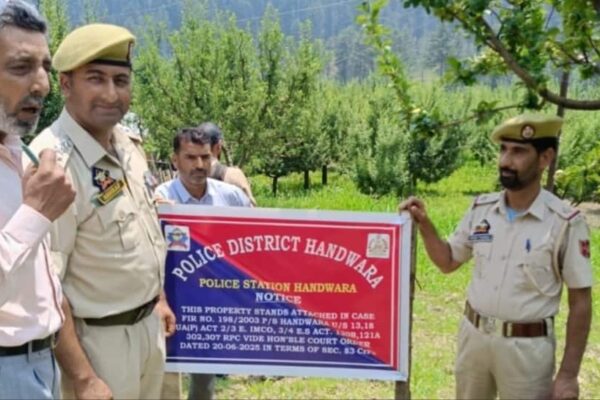 J&K Police Attach Properties Of PoK Based Terrorist Handlers And Other Areas In Handwara Under UAPA | India News J&K Police Attach Properties Of PoK Based Terrorist Handlers And Other Areas In Handwara Under UAPA | India News