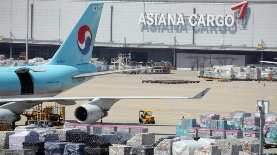 Asiana Flight To Tokyo Turns Back Due To Suspected Engine Issue | India News Asiana Flight To Tokyo Turns Back Due To Suspected Engine Issue | India News