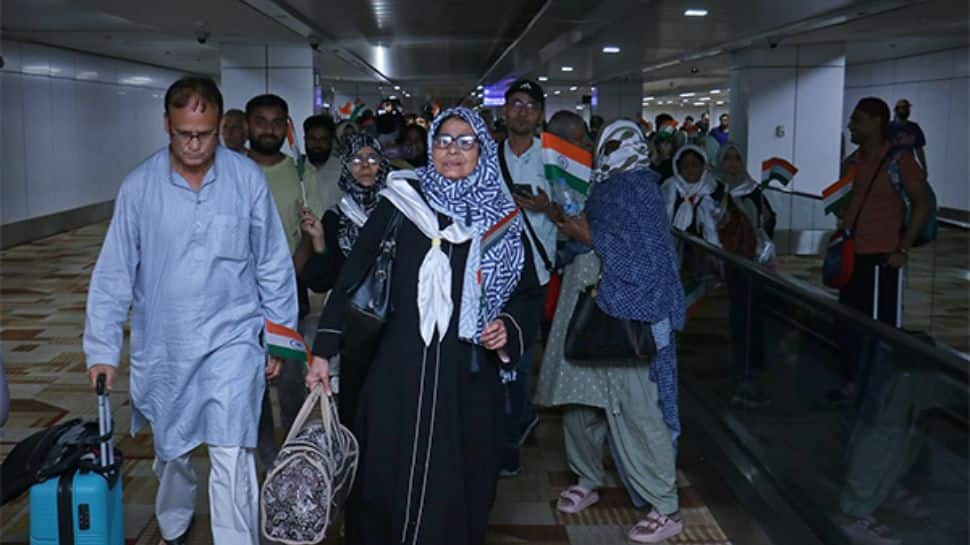 Operation Sindhu: 285 More Indians Rescued from War-Hit Iran, Bringing Total Evacuated to 1,713 | India News Operation Sindhu: 285 More Indians Rescued from War-Hit Iran, Bringing Total Evacuated to 1,713 | India News