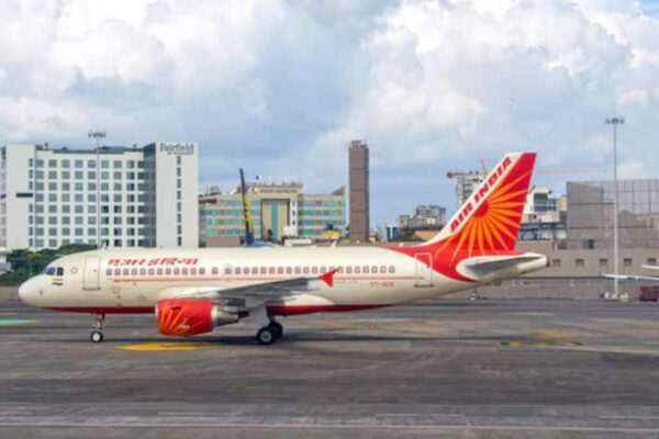 Health Risk In Sky? Passengers And Carbin Crew Fall Ill In Air India’s London To Mumbai Bounded Flight | India News Health Risk In Sky? Passengers And Carbin Crew Fall Ill In Air India’s London To Mumbai Bounded Flight | India News