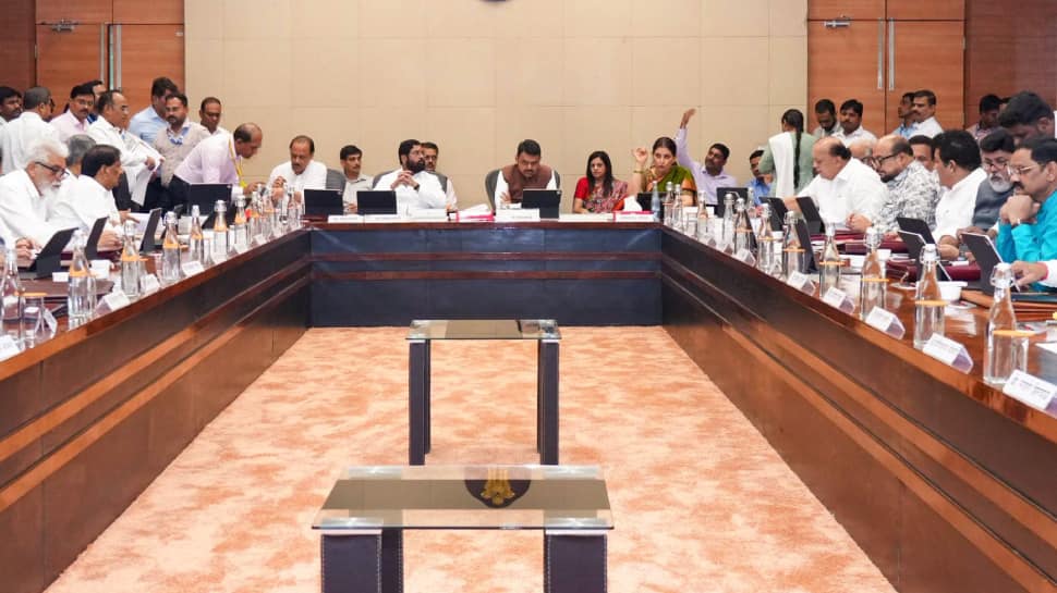 Maharashtra Cabinet Clears 802 Km Shaktipeeth Expressway | Mobility News Maharashtra Cabinet Clears 802 Km Shaktipeeth Expressway | Mobility News