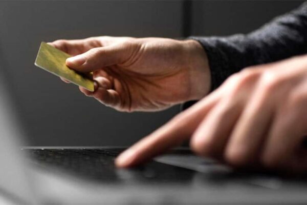 PhonePe Partners With HDFC Bank To Launch Co-branded Credit Card | Economy News PhonePe Partners With HDFC Bank To Launch Co-branded Credit Card | Economy News
