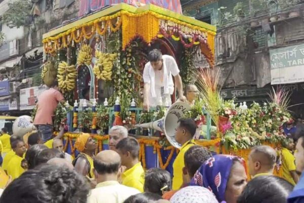 Hindus In Bangladesh Celebrate Rath Yatra Festival Amid Tight Security | World News Hindus In Bangladesh Celebrate Rath Yatra Festival Amid Tight Security | World News