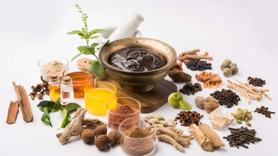From Cuts To Colds: 8 Ayurvedic Remedies That Offer Instant Relief In Common Emergencies | Health News