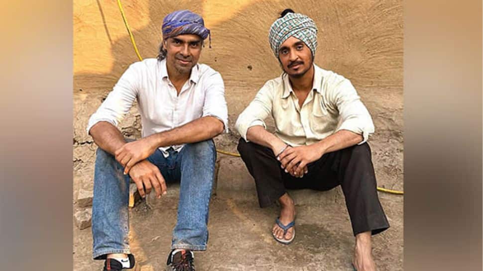 Imtiaz Ali Backs Diljit Dosanjh Amid Sardaar Ji 3 Row, Calls Him ‘Son Of The Soil’ | People News Imtiaz Ali Backs Diljit Dosanjh Amid Sardaar Ji 3 Row, Calls Him ‘Son Of The Soil’ | People News