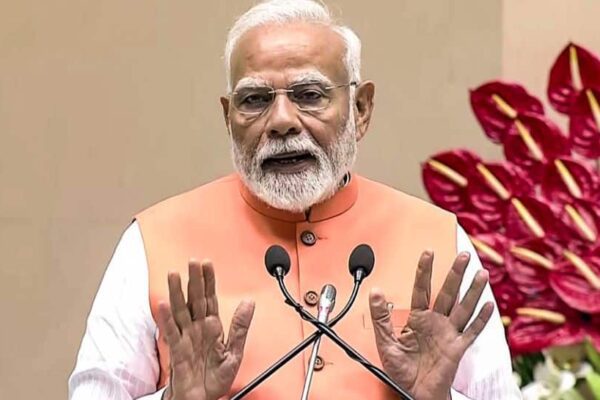 PM Modi Conferred With Title Of ‘Dharma Chakravarti’ At Centenary Celebrations | India News PM Modi Conferred With Title Of ‘Dharma Chakravarti’ At Centenary Celebrations | India News