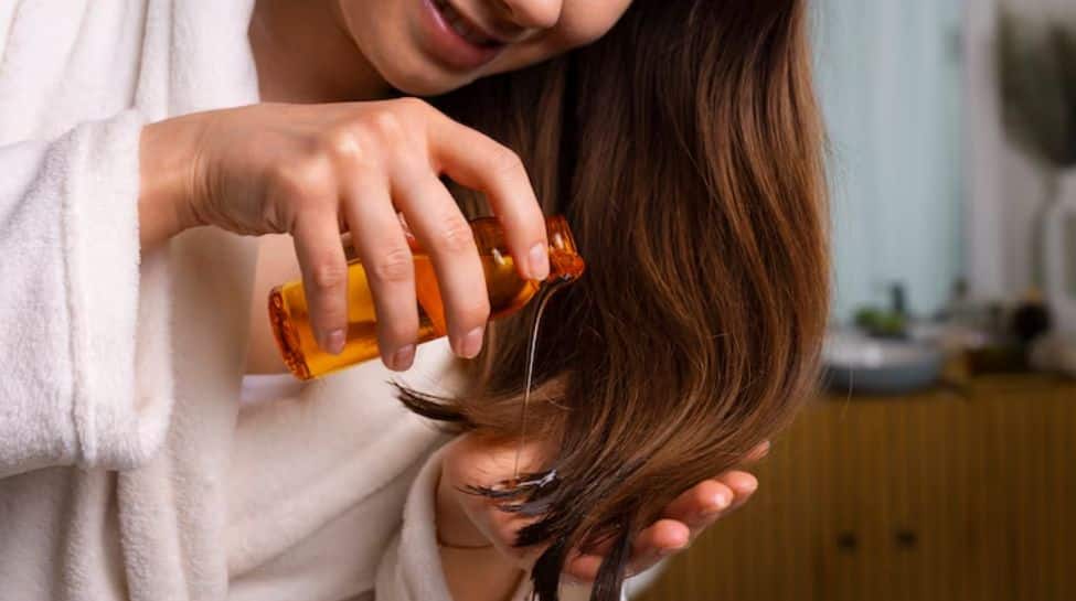Monsoon Glow-Up: Simple Tips To Keep Your Skin And Hair Refreshed, Not Stressed | Beauty/Fashion News Monsoon Glow-Up: Simple Tips To Keep Your Skin And Hair Refreshed, Not Stressed | Beauty/Fashion News