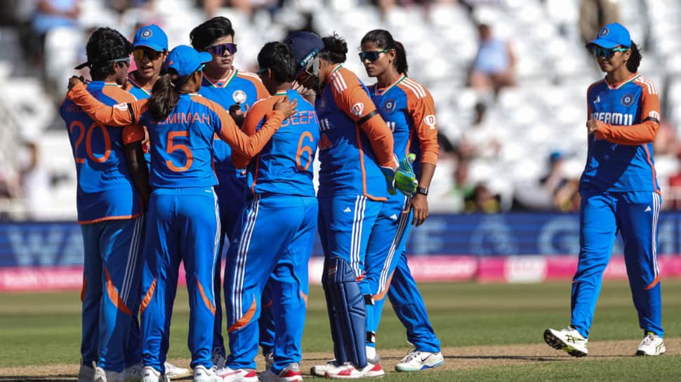 1st T20I: Smriti Mandhana, Shree Charani Star As India Thrash England By 97 Runs | Cricket News 1st T20I: Smriti Mandhana, Shree Charani Star As India Thrash England By 97 Runs | Cricket News