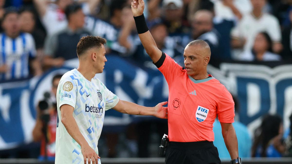 Who is the referee for the Inter Miami vs PSG FIFA Club World Cup 2025 round of 16 clash?