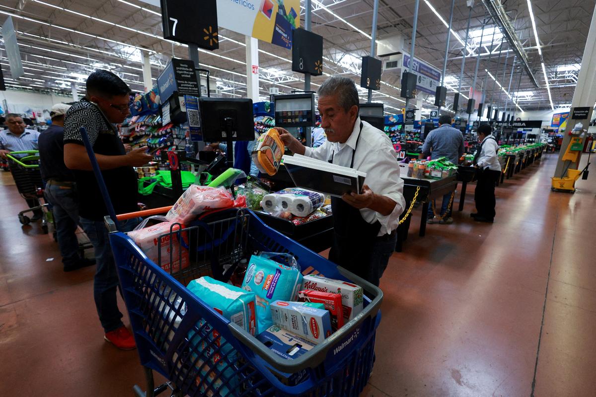 Hurricane Erick strengthens to ‘extremely dangerous’ Category 4: U.S. U.S. National Hurricane Centre