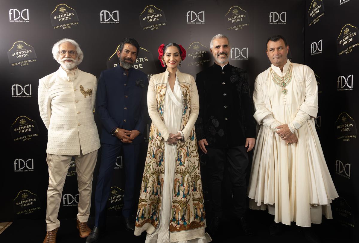Tribute | Rohit Bal: the flamboyant designer rooted in heritage yet globally resonant Tribute | Rohit Bal: the flamboyant designer rooted in heritage yet globally resonant
