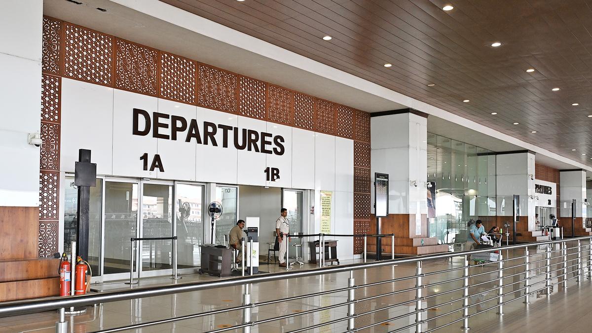 Disruption of flight services leaves passengers stranded at Kochi airport Disruption of flight services leaves passengers stranded at Kochi airport