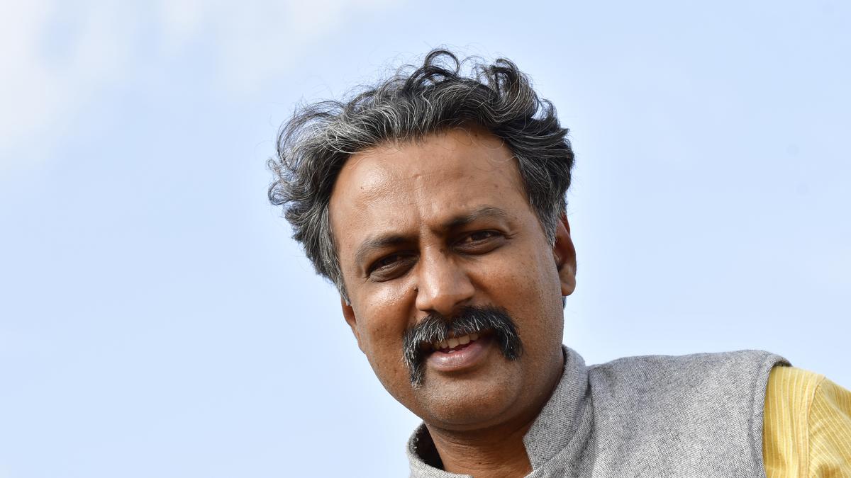 A four-day retrospective, Samagama, will be held at Suchitra Film Society, where actor-director Suchendra Prasad’s films will be screened A four-day retrospective, Samagama, will be held at Suchitra Film Society, where actor-director Suchendra Prasad’s films will be screened