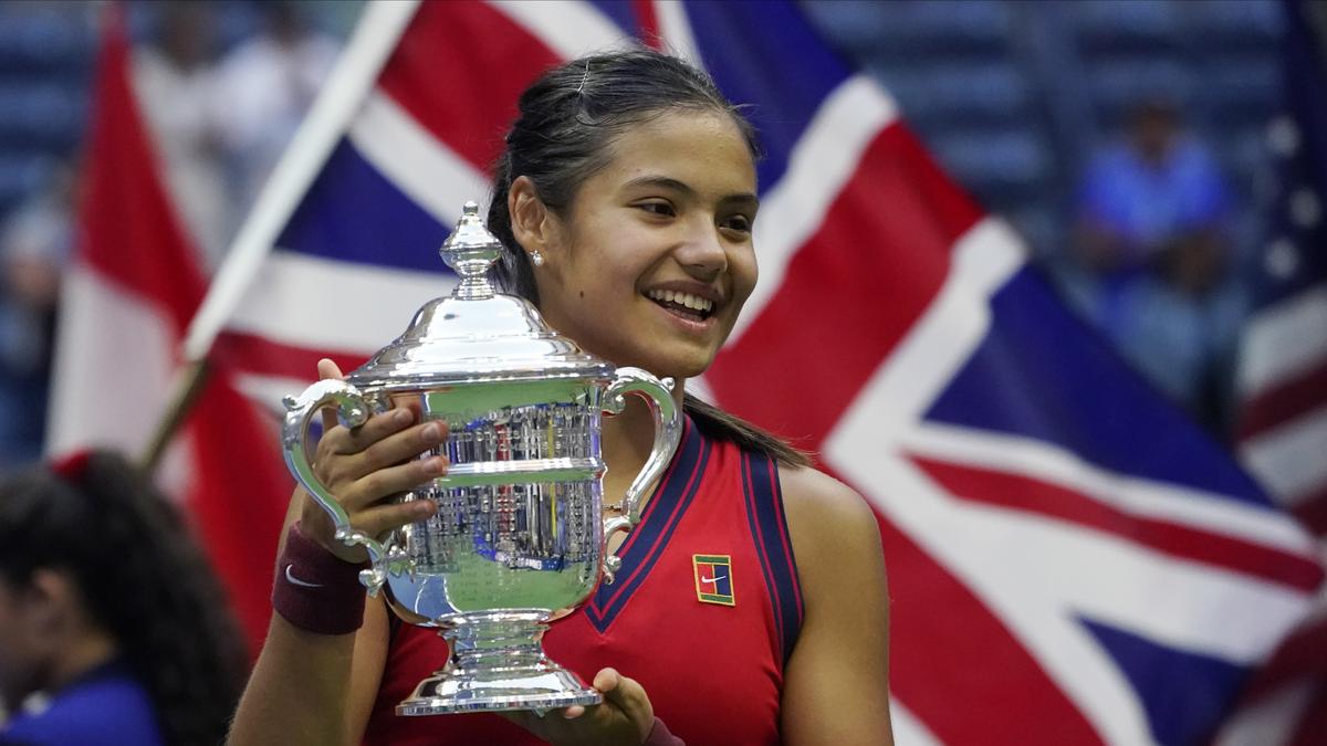Emma Raducanu praises Wimbledon for ‘amazing job’ of blocking stalker Emma Raducanu praises Wimbledon for ‘amazing job’ of blocking stalker