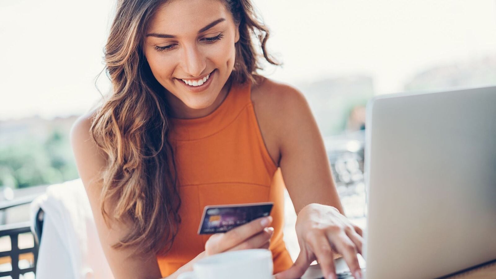 Credit cards for first timers: How to get approval and use them responsibly? Credit cards for first timers: How to get approval and use them responsibly?