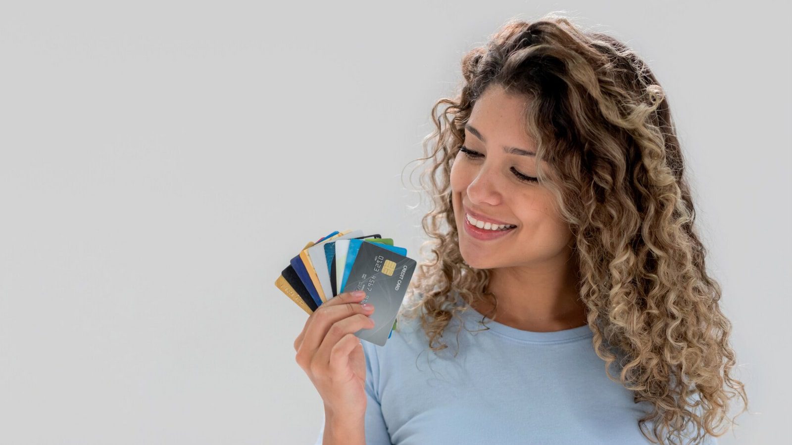 Credit card myths one should refrain from believing in 2025 Credit card myths one should refrain from believing in 2025