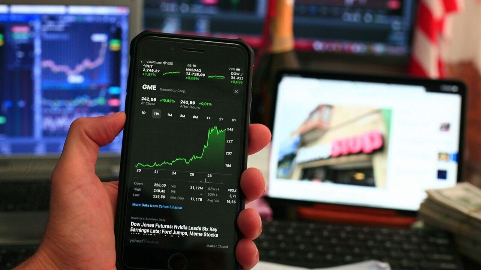 Stocks to buy for short term: Axis Securities recommends Titan, Grasim shares for up to 15% upside Stocks to buy for short term: Axis Securities recommends Titan, Grasim shares for up to 15% upside