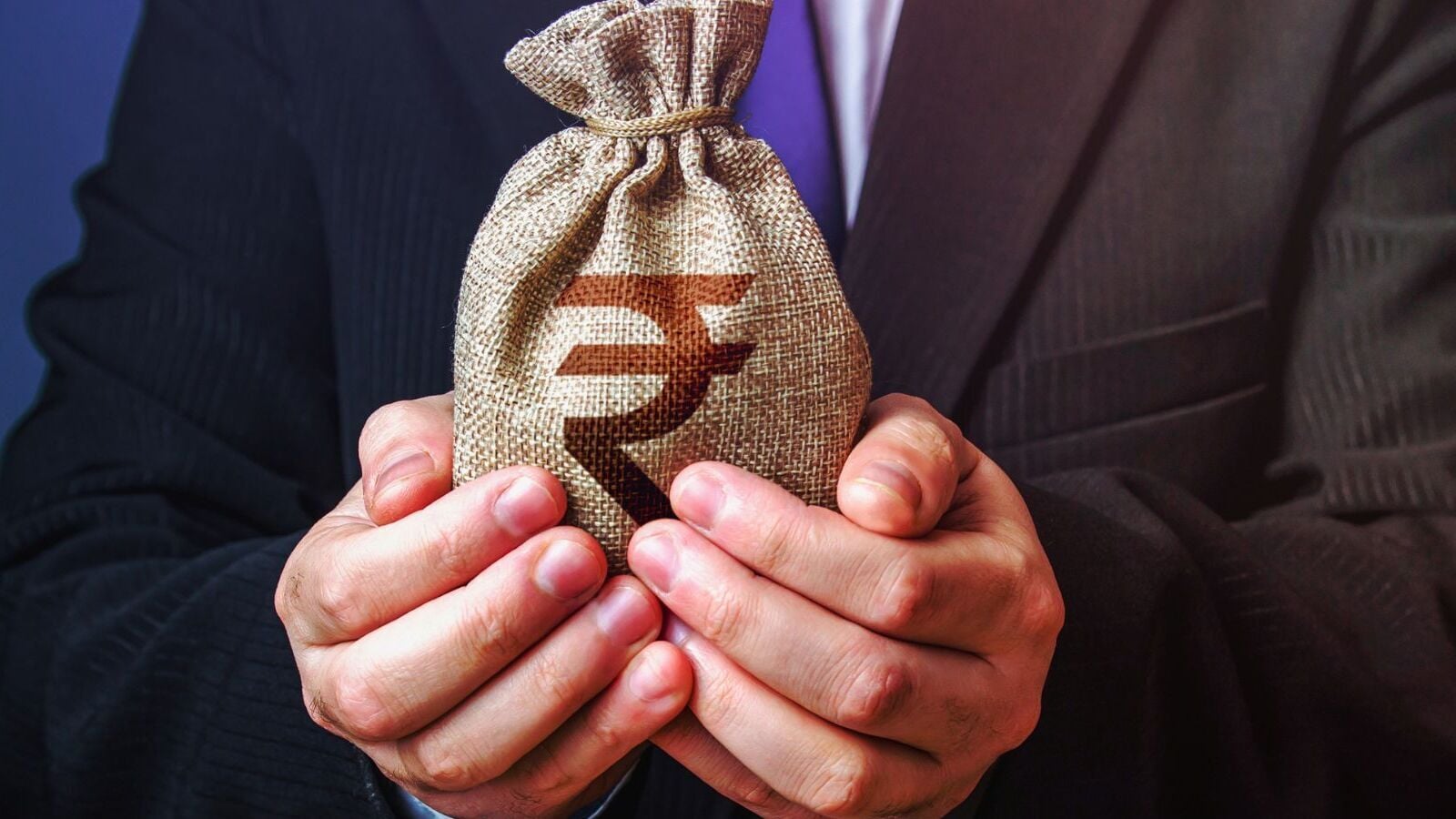 How to apply for an education loan without collateral? A complete guide How to apply for an education loan without collateral? A complete guide