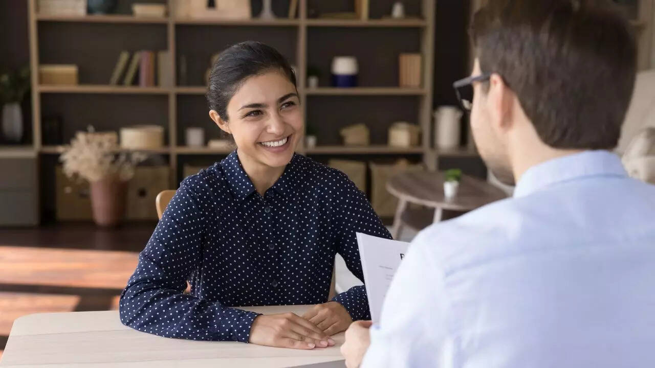 7 simple habits to stand out in interviews (without sounding scripted) 7 simple habits to stand out in interviews (without sounding scripted)