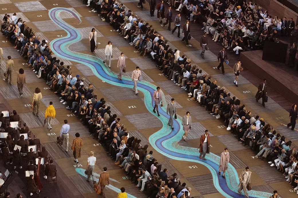 Louis Vuitton’s SS26 Menswear celebrates Indian heritage Louis Vuitton’s SS26 Menswear celebrates Indian heritage
