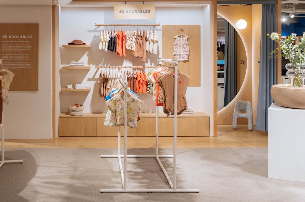 H&M launches first French shop-in-shop for premium childrenswear line H&M launches first French shop-in-shop for premium childrenswear line