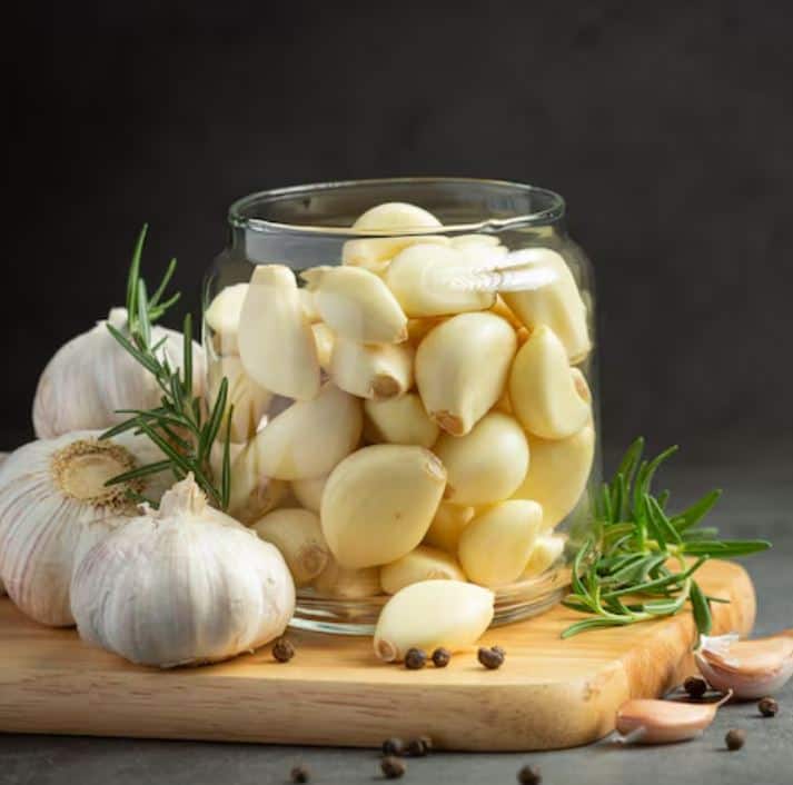 What Happens To Your Body When You Eat Garlic Daily For A Month? Results Will Surprise You! | Health News