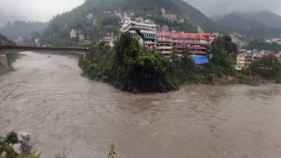 Himachal havoc: 10 dead, 34 feared missing as rain batters several parts of state; relief efforts on | India News