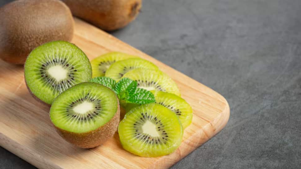 8 Delicious And Easy Ways To Add Vitamin C-Rich Kiwi To Your Daily Breakfast | Health News 8 Delicious And Easy Ways To Add Vitamin C-Rich Kiwi To Your Daily Breakfast | Health News
