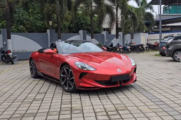 0-100 In Just 3.2 Sec: India’s Most Affordable Sports Car Reaches Dealerships Before Launch | Auto News