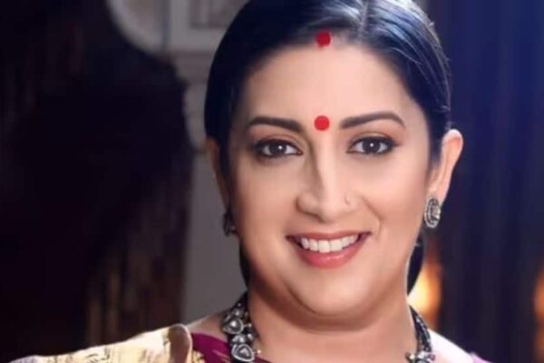 Smriti Irani Returns As Tulsi In Kyunki Saas Bhi Kabhi Bahu Thi Reboot – First Look Out | People News Smriti Irani Returns As Tulsi In Kyunki Saas Bhi Kabhi Bahu Thi Reboot – First Look Out | People News