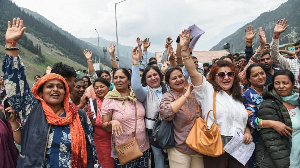Amarnath Yatra Sees Record 1 Lakh Devotees In Six Days | India News