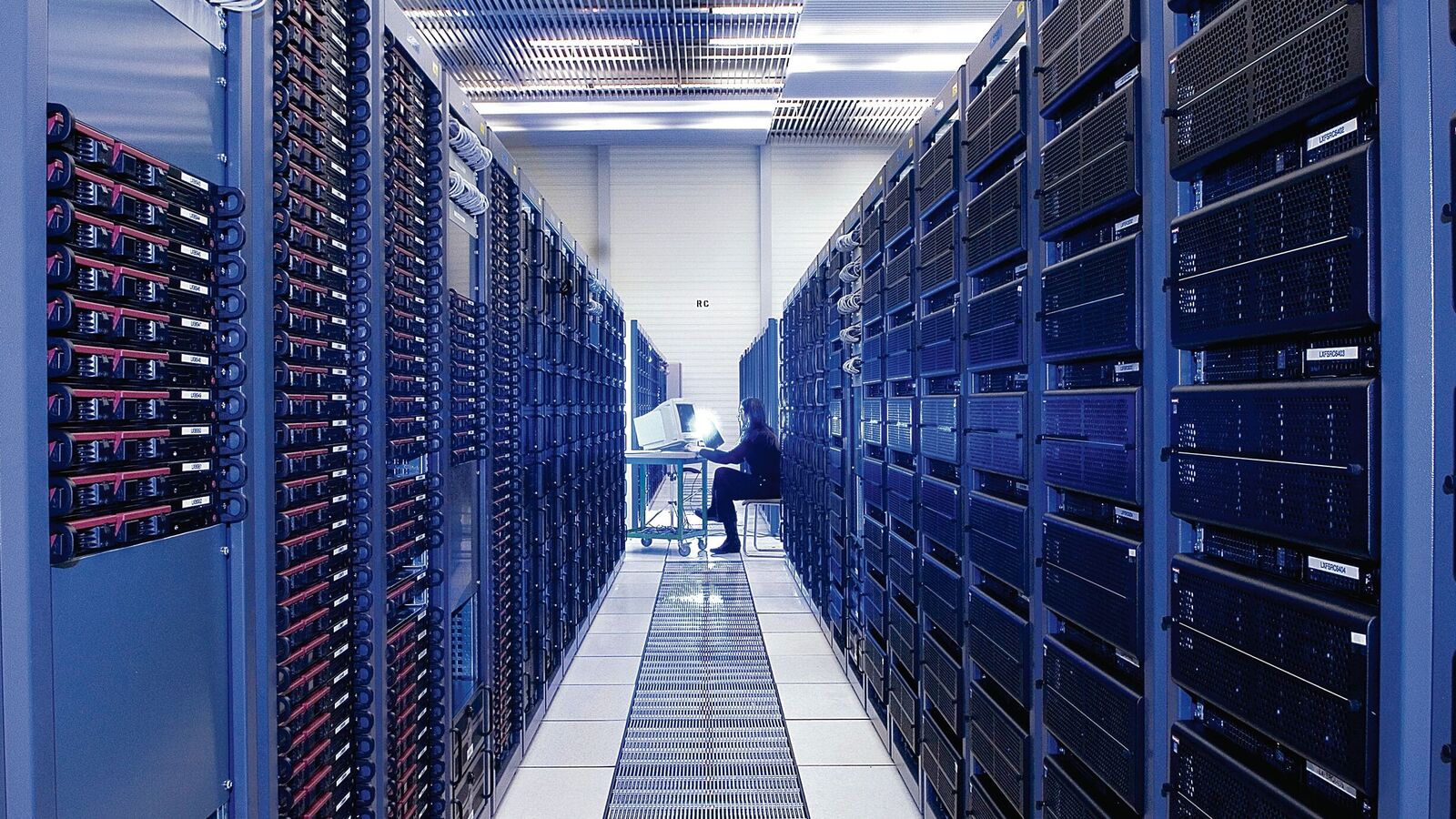 Govt spending on AI makes India lucrative for cloud providers Govt spending on AI makes India lucrative for cloud providers