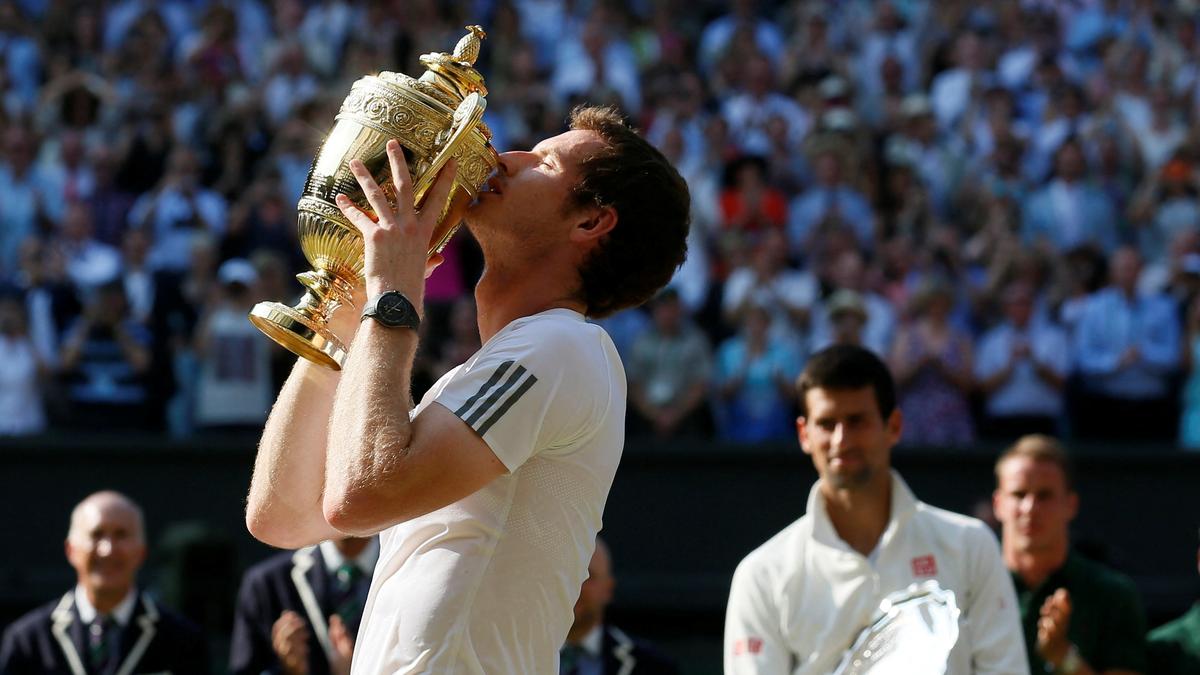 Murray’s autographed shirt from 2013 Wimbledon final up for auction