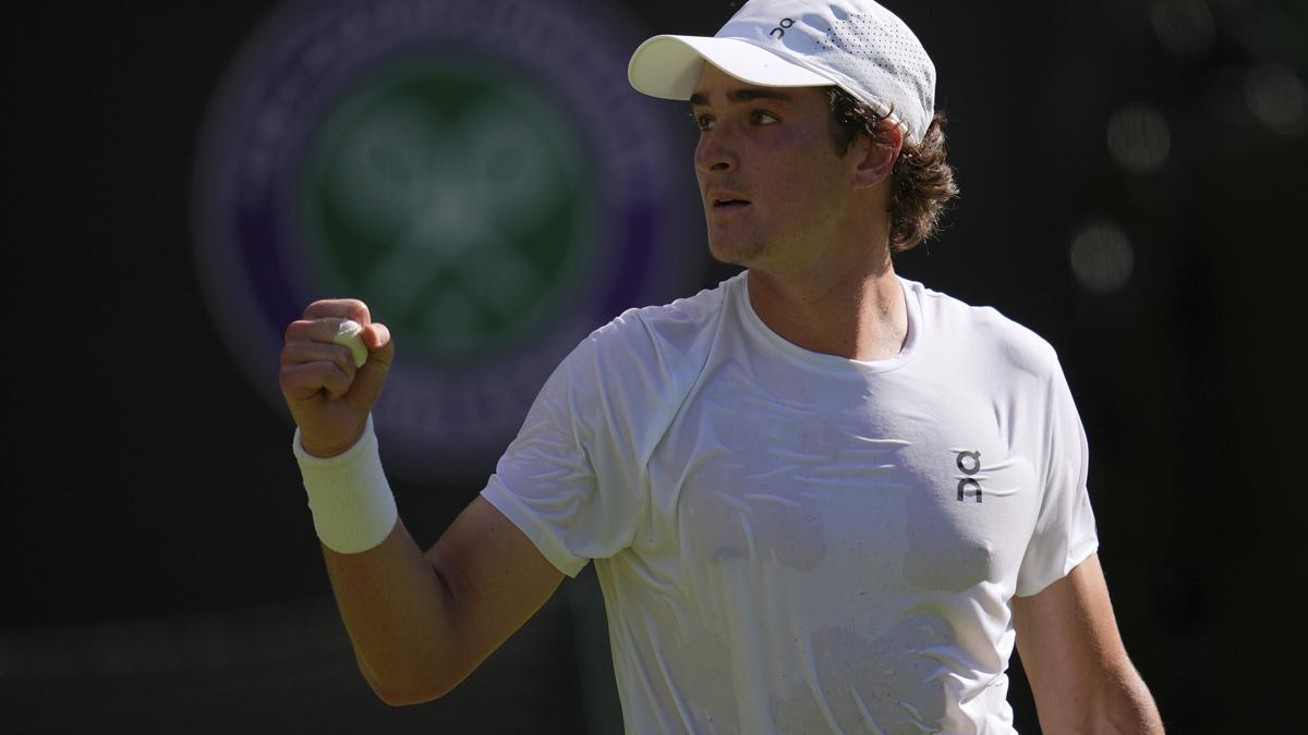 Wimbledon 2025: Fonseca keeps his calm to beat Fearnley and enter second round Wimbledon 2025: Fonseca keeps his calm to beat Fearnley and enter second round