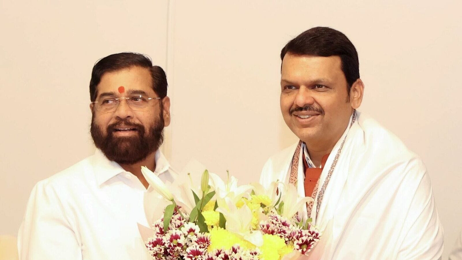 ‘Doesn’t mean he loves Gujarat more…’: Devendra Fadnavis defends Eknath Shinde’s ‘Jai Gujarat’ slogan ‘Doesn’t mean he loves Gujarat more…’: Devendra Fadnavis defends Eknath Shinde’s ‘Jai Gujarat’ slogan